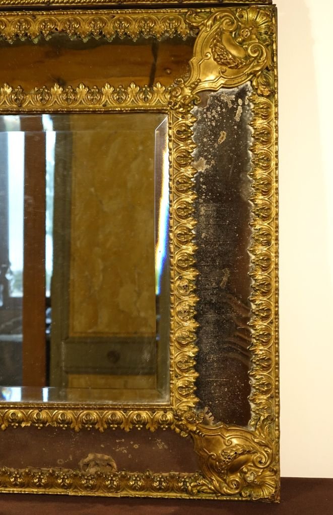 Miroir à fronton et parecloses de style Louis XIV-photo-1