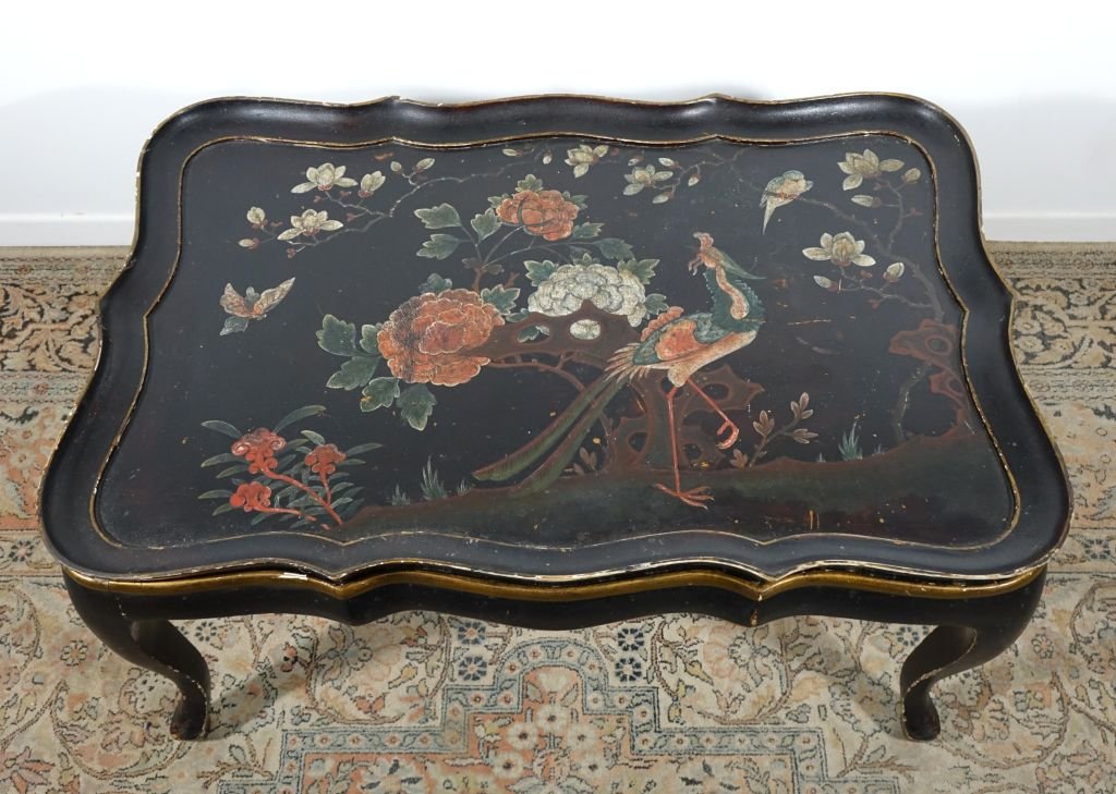 Coffee Table With A Removable Cabaret-style Top Made Of Lacquered Wood-photo-2