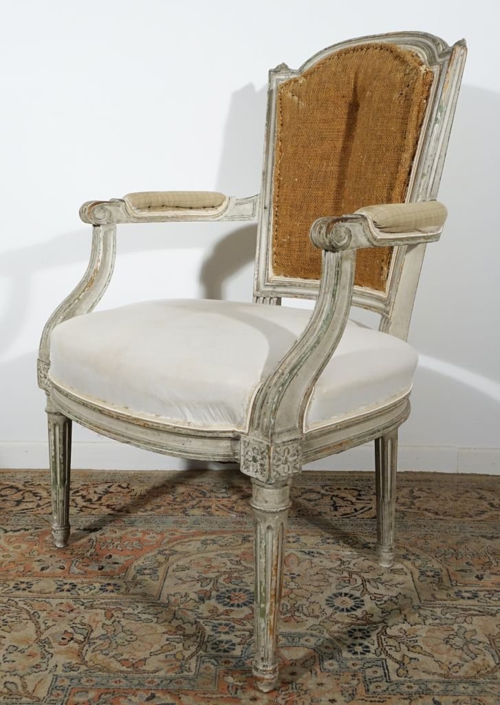 Paire de fauteuils cabriolets de style Louis XVI-photo-3
