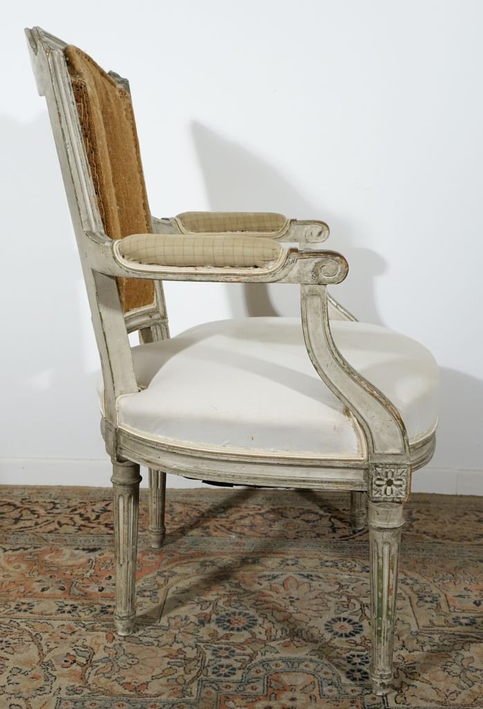 Paire de fauteuils cabriolets de style Louis XVI-photo-2