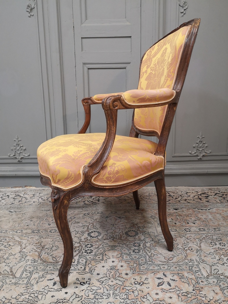 Pair Of Cabriolet Armchairs Stamp De L Delanois.-photo-2