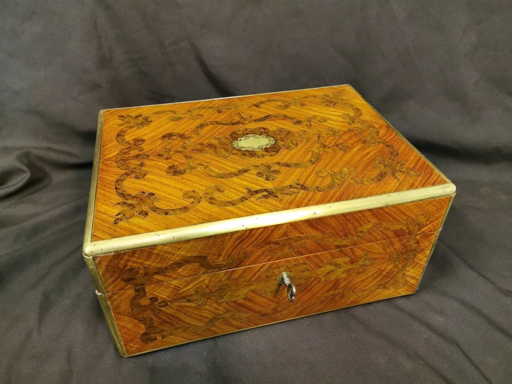 Box In Marquetry And Brass Louis XIV Style. Middle XIXth-photo-2