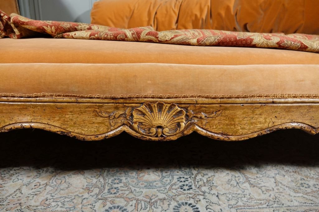 Louis XV Period Bed In Molded And Carved Walnut. Middle 18th Century.-photo-6