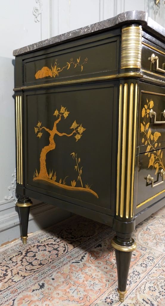 Commode d'époque Louis XVI Relaquée Aux Motifs Japonais-photo-2