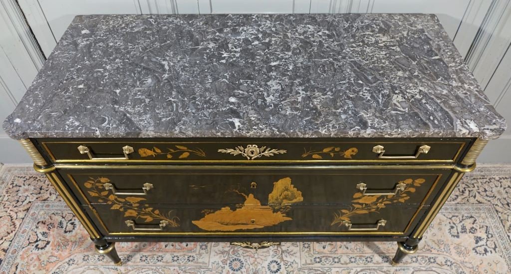 Louis XVI Period Commode Lacquered With Japanese Motifs-photo-3