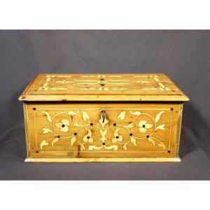 Yew Box With Intarsia Decor