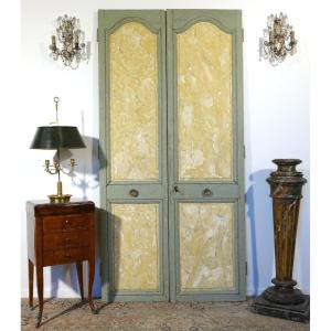 Paire de portes peintes faux marbre d'époque XVIIIème