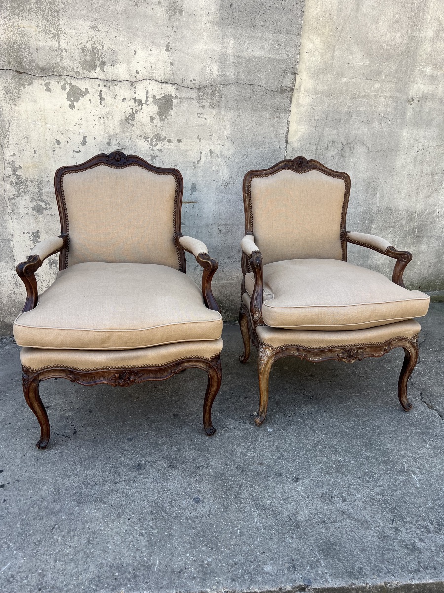 Paire de fauteuils LV provençaux 