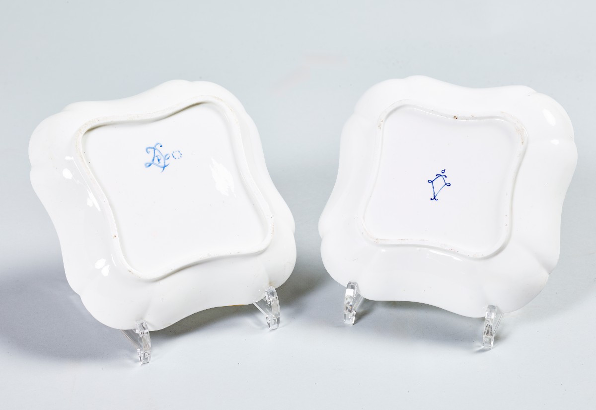 A Pair Of Soft-paste Porcelain Bowls From Sèvres-photo-2