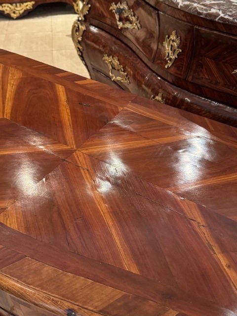 Early 18th Century Chest Of Drawers-photo-5