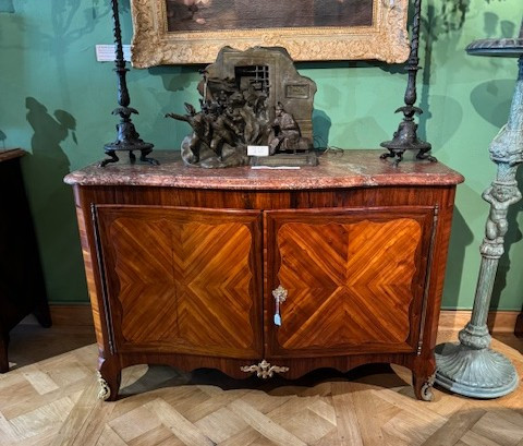 Buffet En Bois De Placage d'époque Louis XV