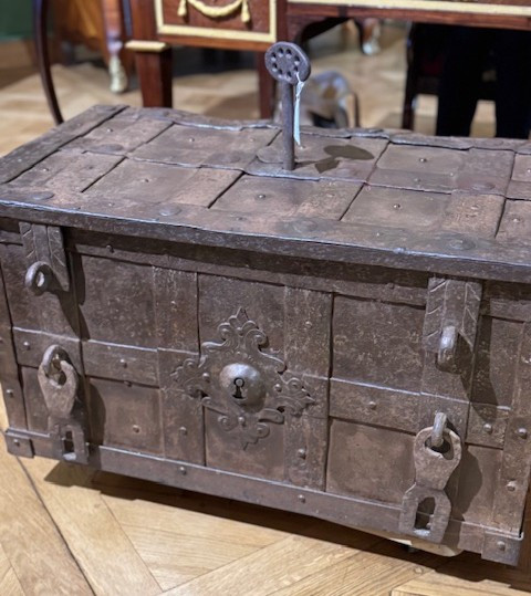 Coffre de Nuremberg 17 ème siécle -photo-4