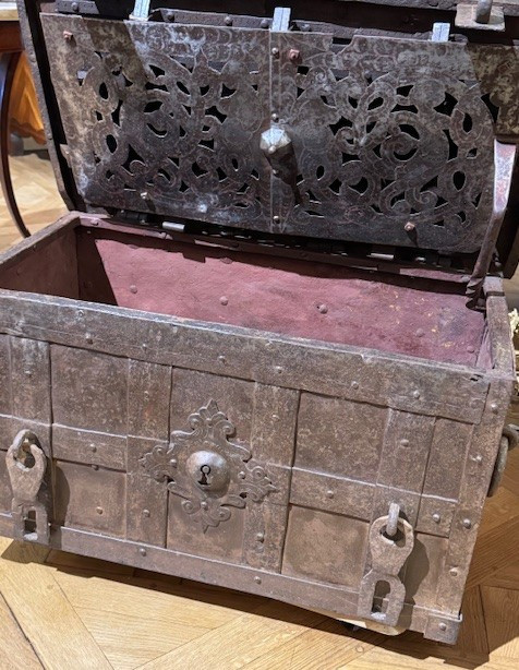 Coffre de Nuremberg 17 ème siécle -photo-7