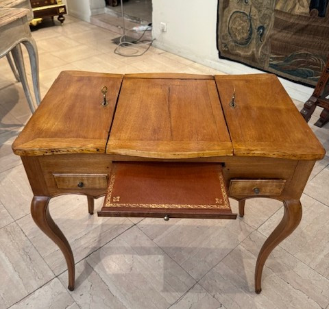 Coiffeuse de style Louis XV début 19 ème-photo-2
