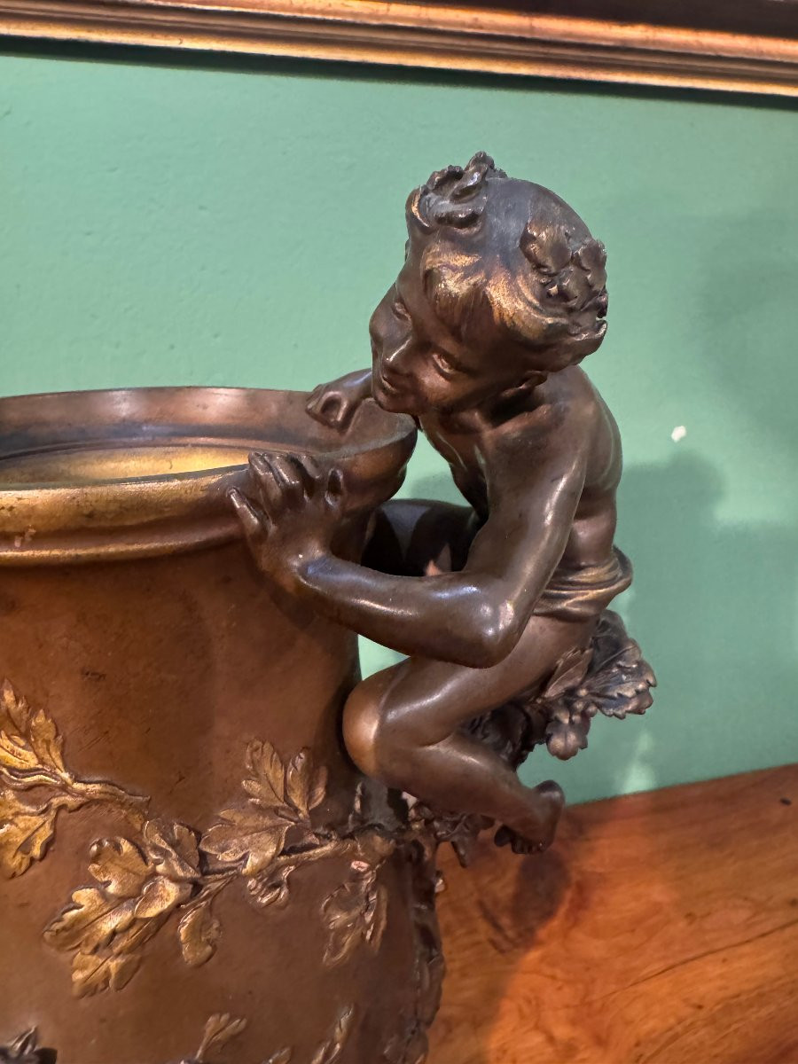 Paire de vases en bronze signés Barbedienne-photo-1