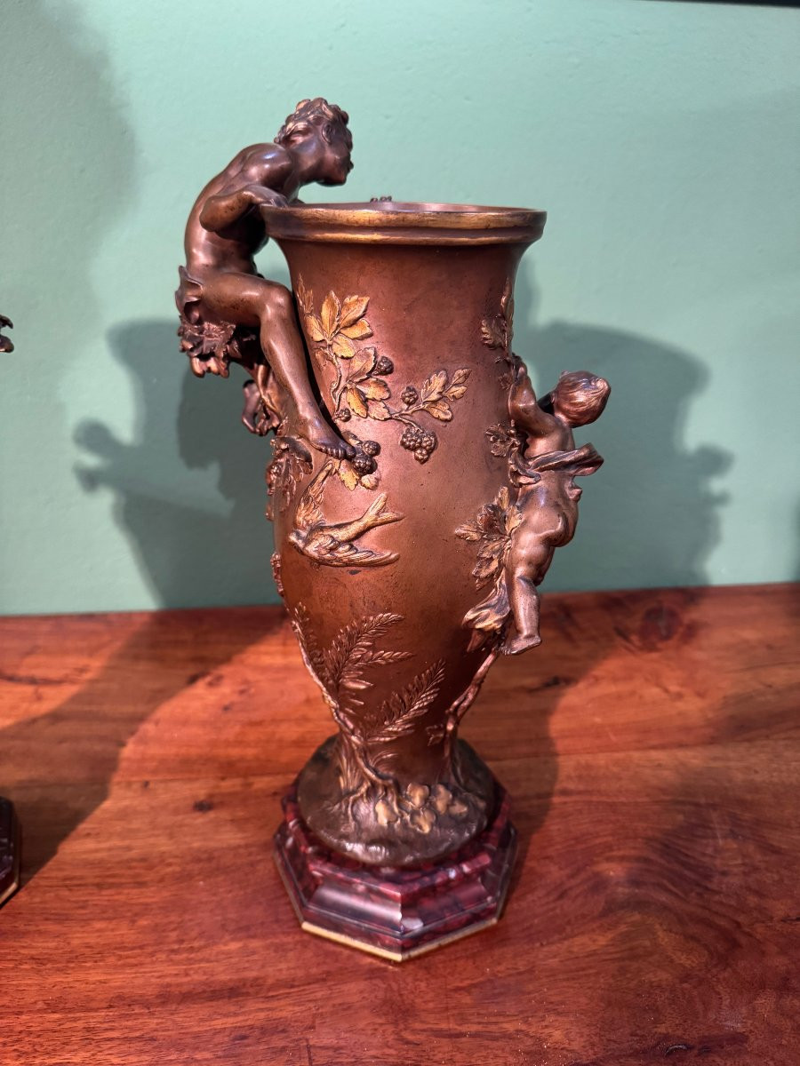Paire de vases en bronze signés Barbedienne-photo-8