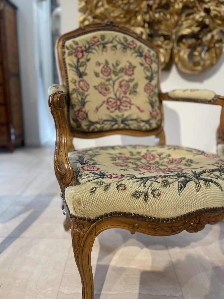Paire de fauteuils style Louis XV-photo-4