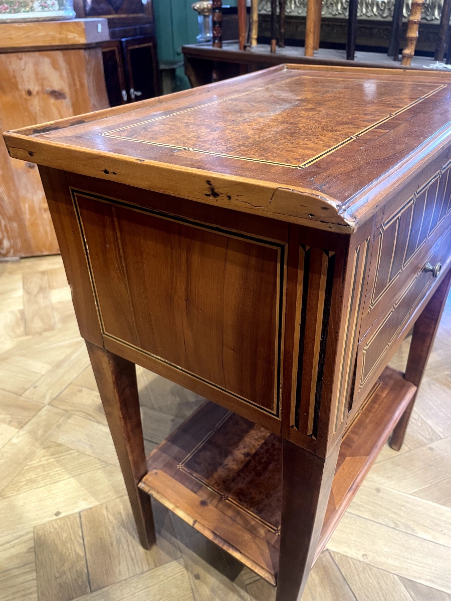 Louis XVI-era Nightstand-photo-5