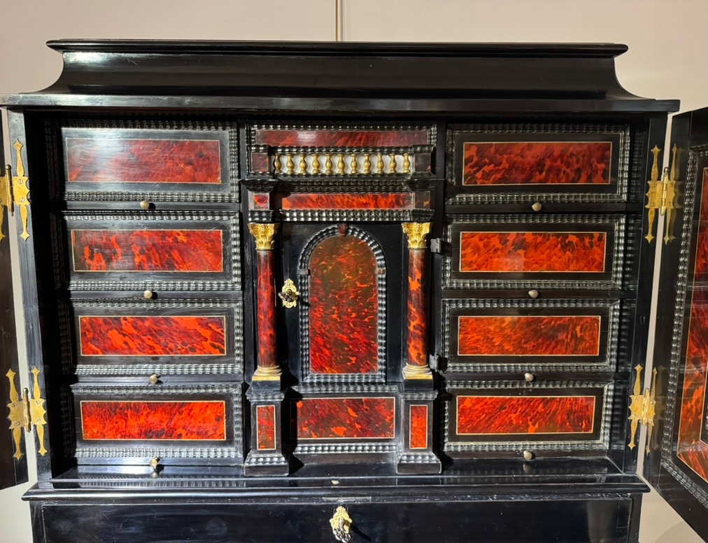 Italian Louis XIV-era Cabinet-photo-2