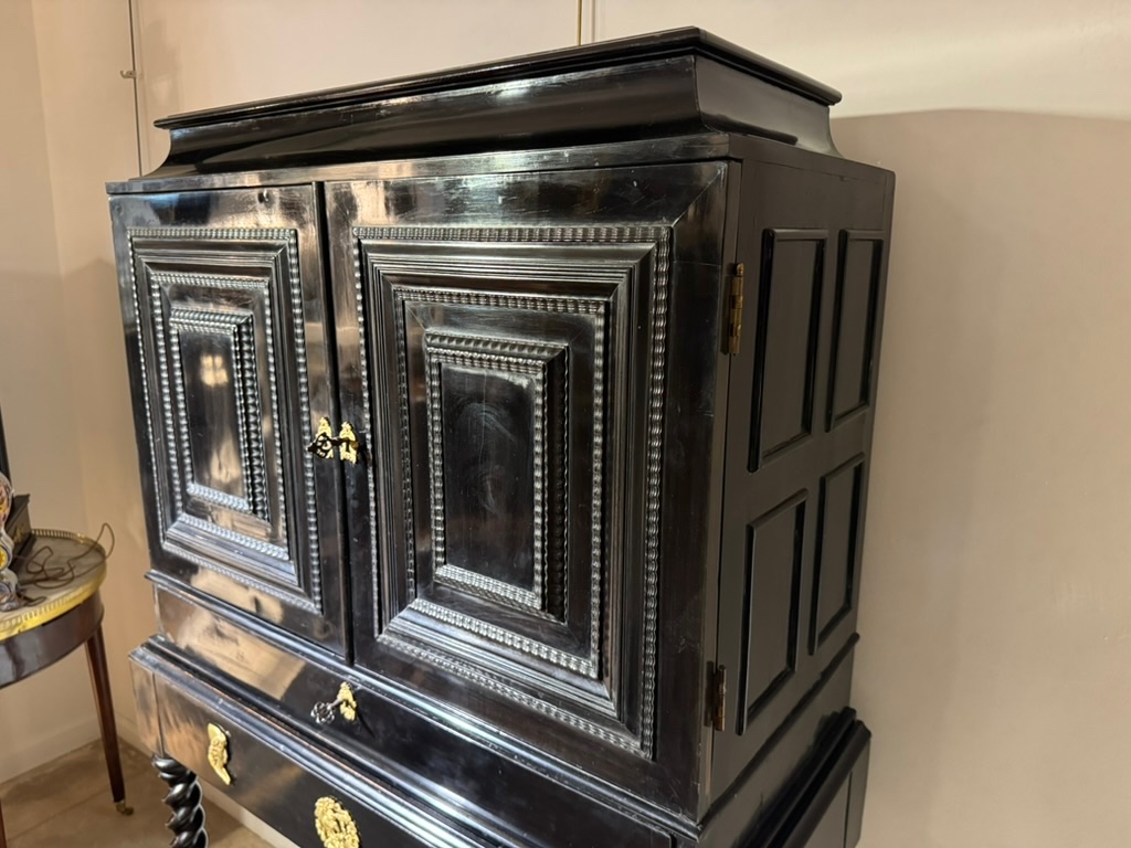 Italian Louis XIV-era Cabinet-photo-4