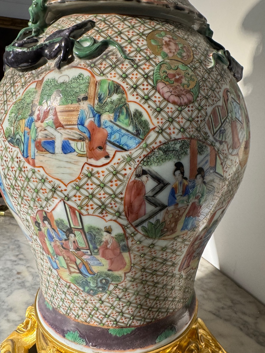 Chinese Canton Porcelain Vase—19th Century-photo-2