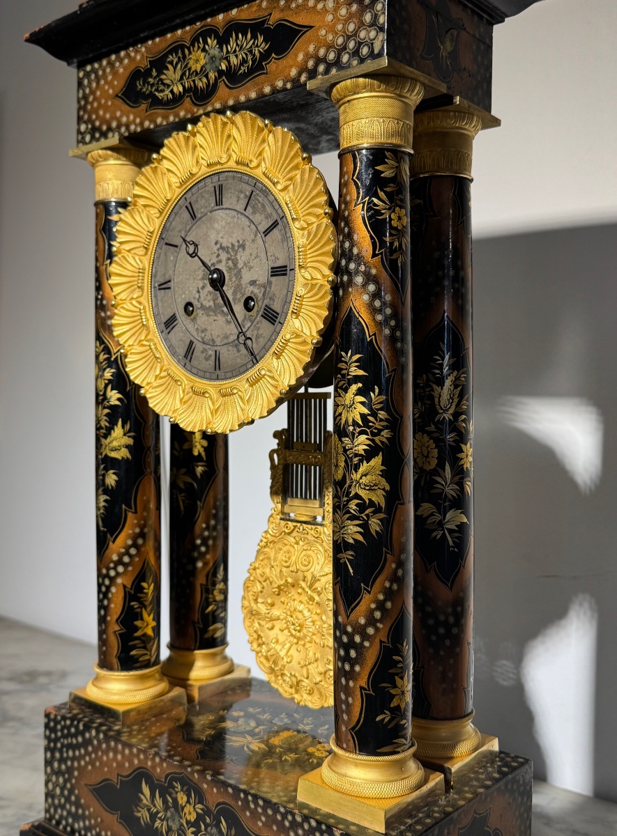 Napoleon III-style Columned Pendulum Clock-photo-2