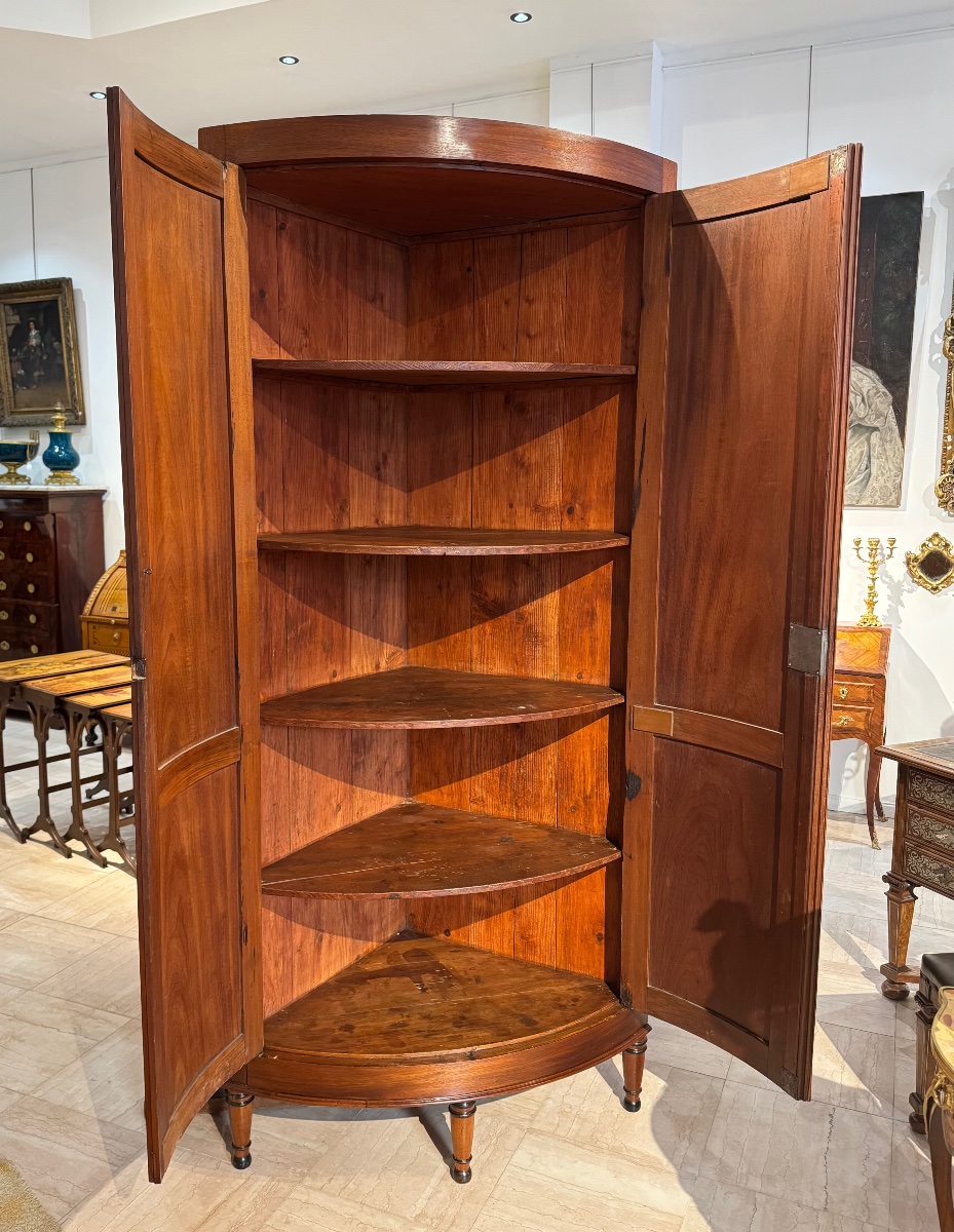 Pair Of Louis XVI-era Corner Cabinets—marked "jean Gottlieb Frost"-photo-3