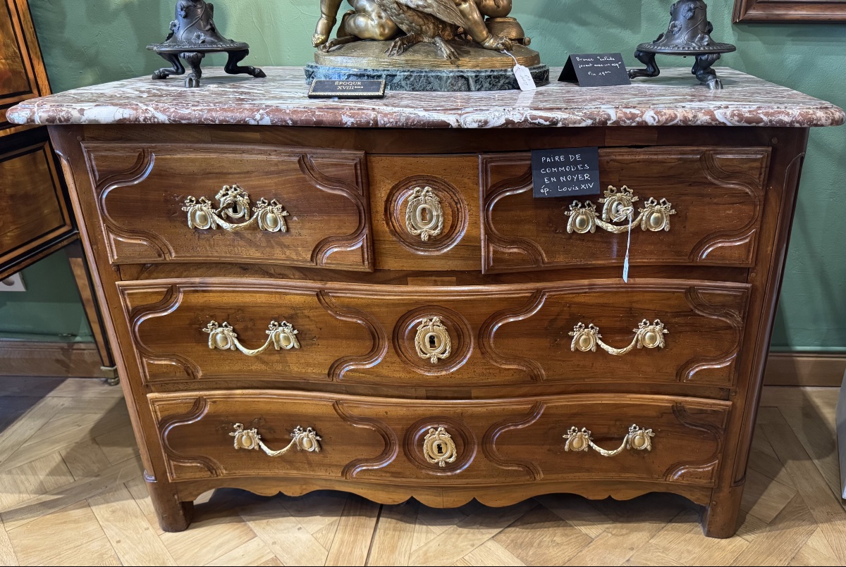Pair Of Louis XIV-era Chests Of Drawers-photo-2