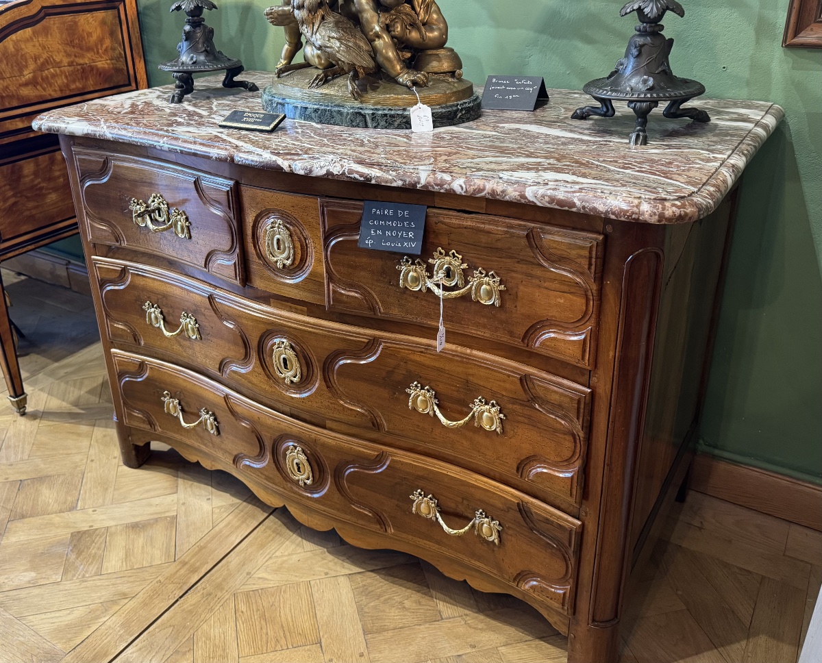 Pair Of Louis XIV-era Chests Of Drawers-photo-2