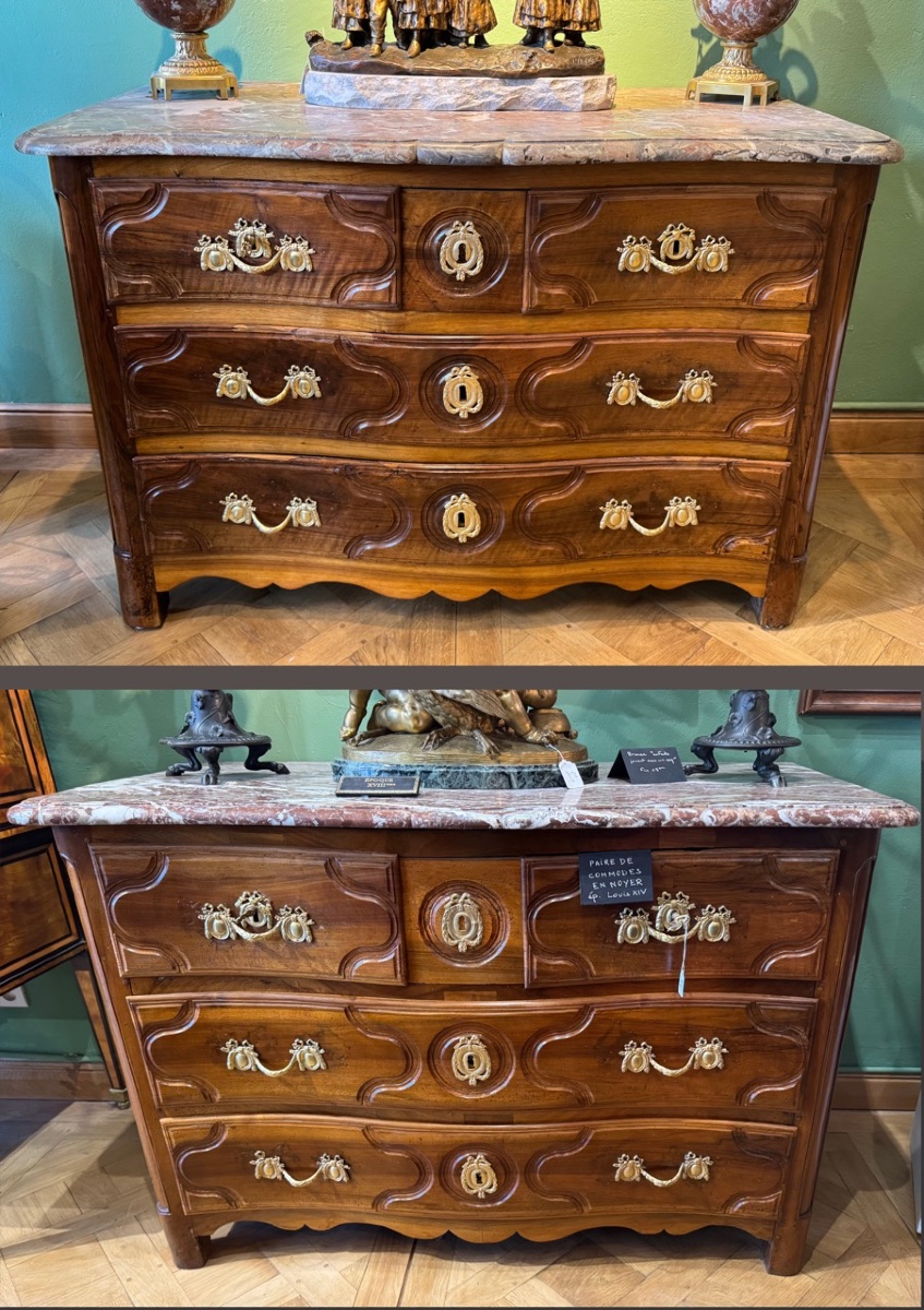 Pair Of Louis XIV-era Chests Of Drawers