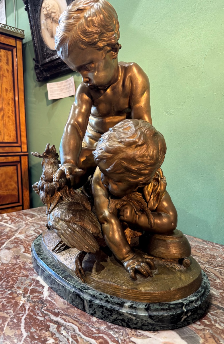 Bronze "Enfants essayant d'attraper un coq"-photo-2
