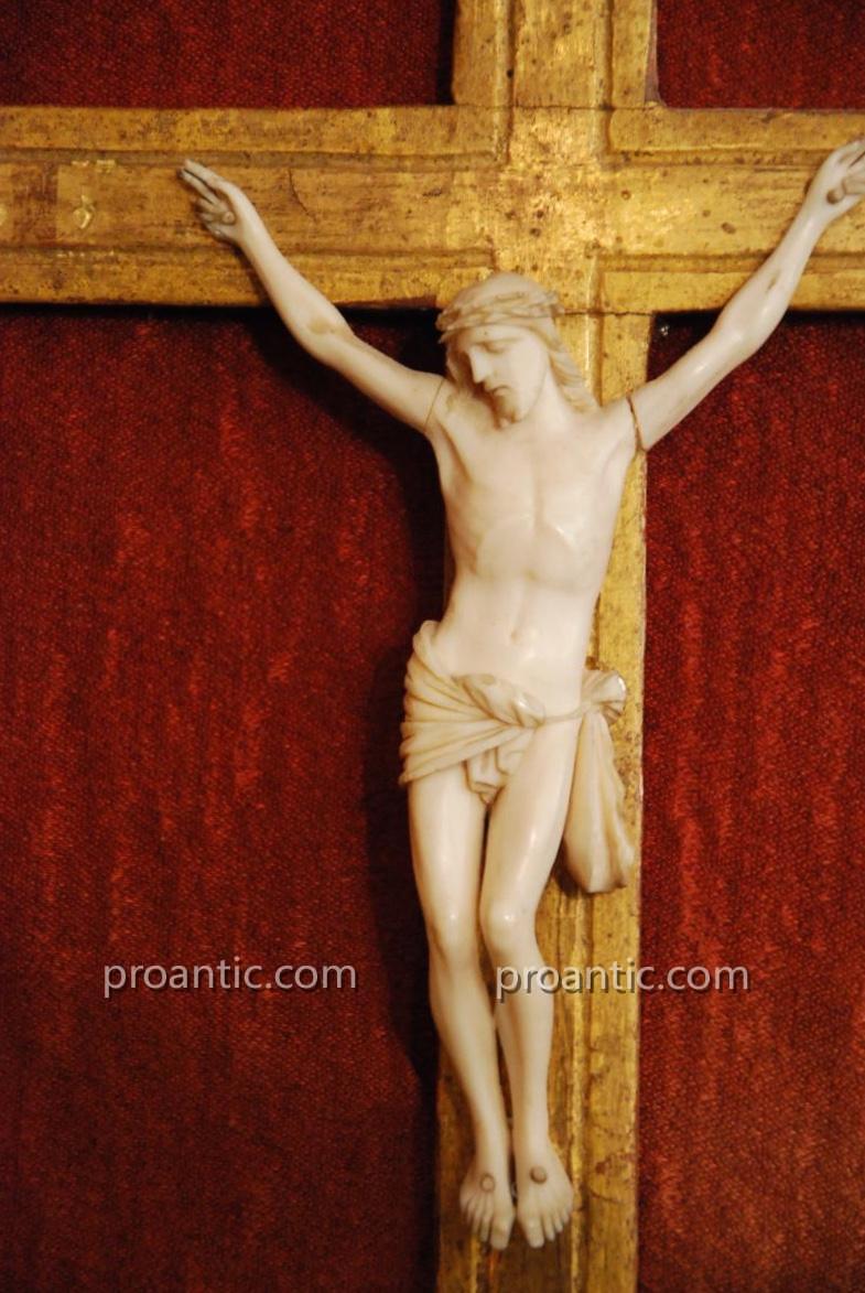 Christ Crucifix En Ivoire Du XVIII ème"-photo-2