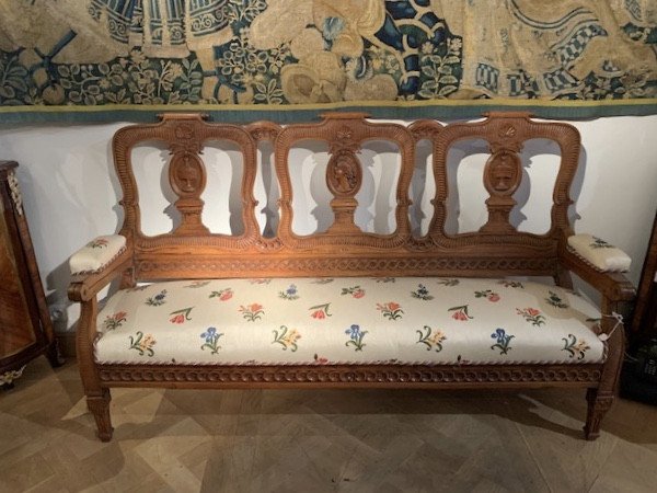 Canapé d'époque Louis XVI