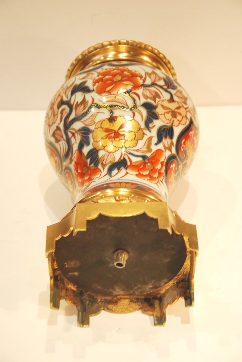 19th Porcelain Vase-photo-3