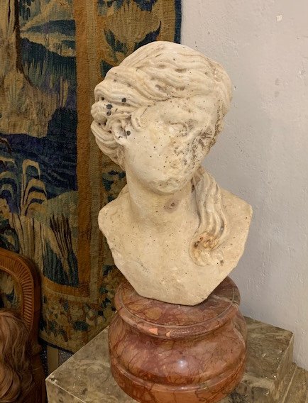 17th Marble Bust Of A Woman