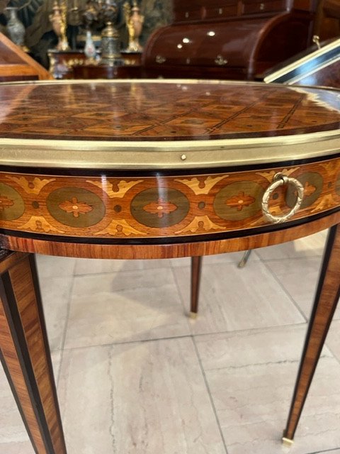 Louis XVI Style Inlaid Pedestal Table-photo-3