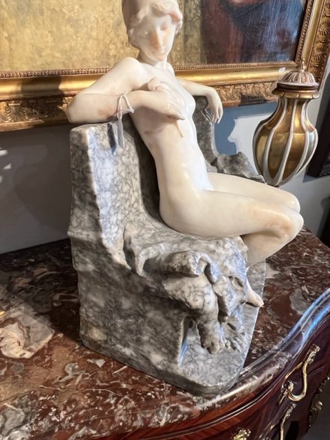 Seated Woman Signed Pugi-photo-3