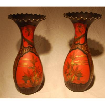 Pair Of Lacquered Arita Porcelain Vases. Japan Meiji Period