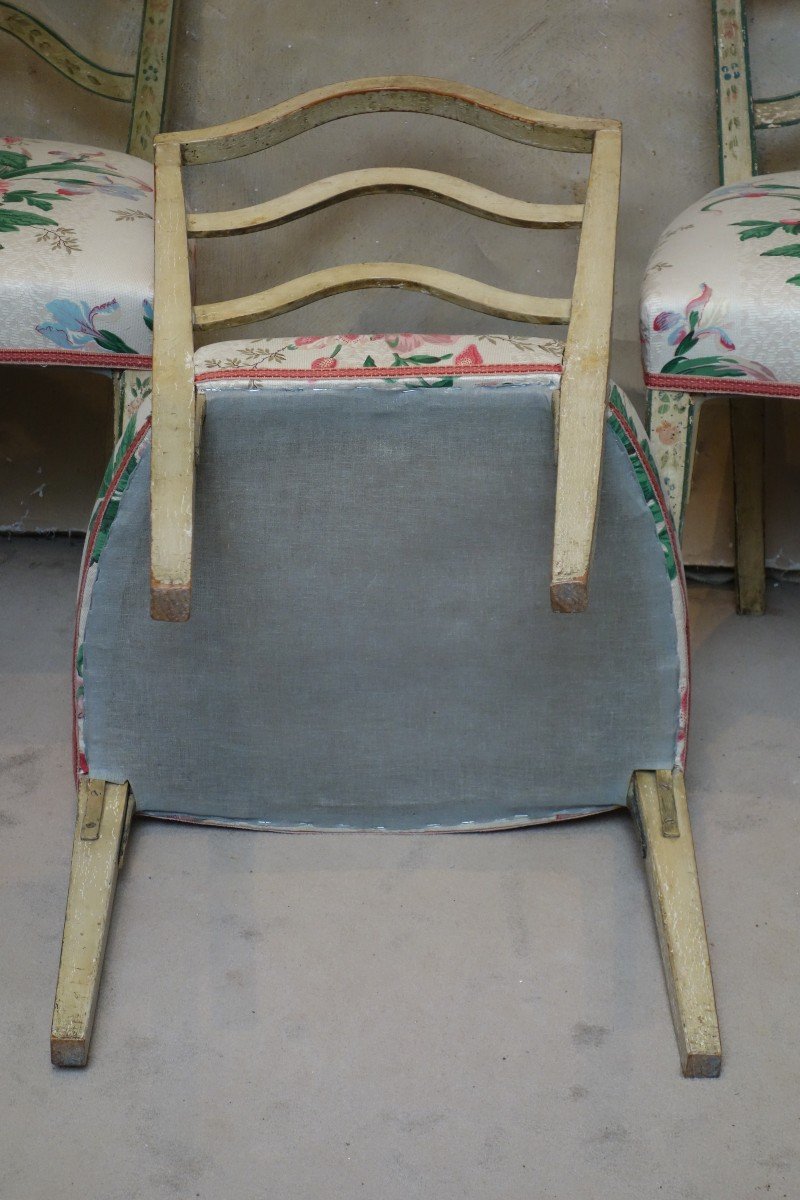 Suite Of Three Painted Wooden Chairs In The Gustavian Taste Of The XIXth Century-photo-5