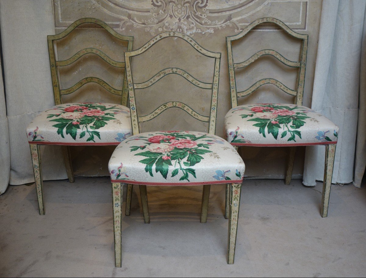 Suite Of Three Painted Wooden Chairs In The Gustavian Taste Of The XIXth Century-photo-6