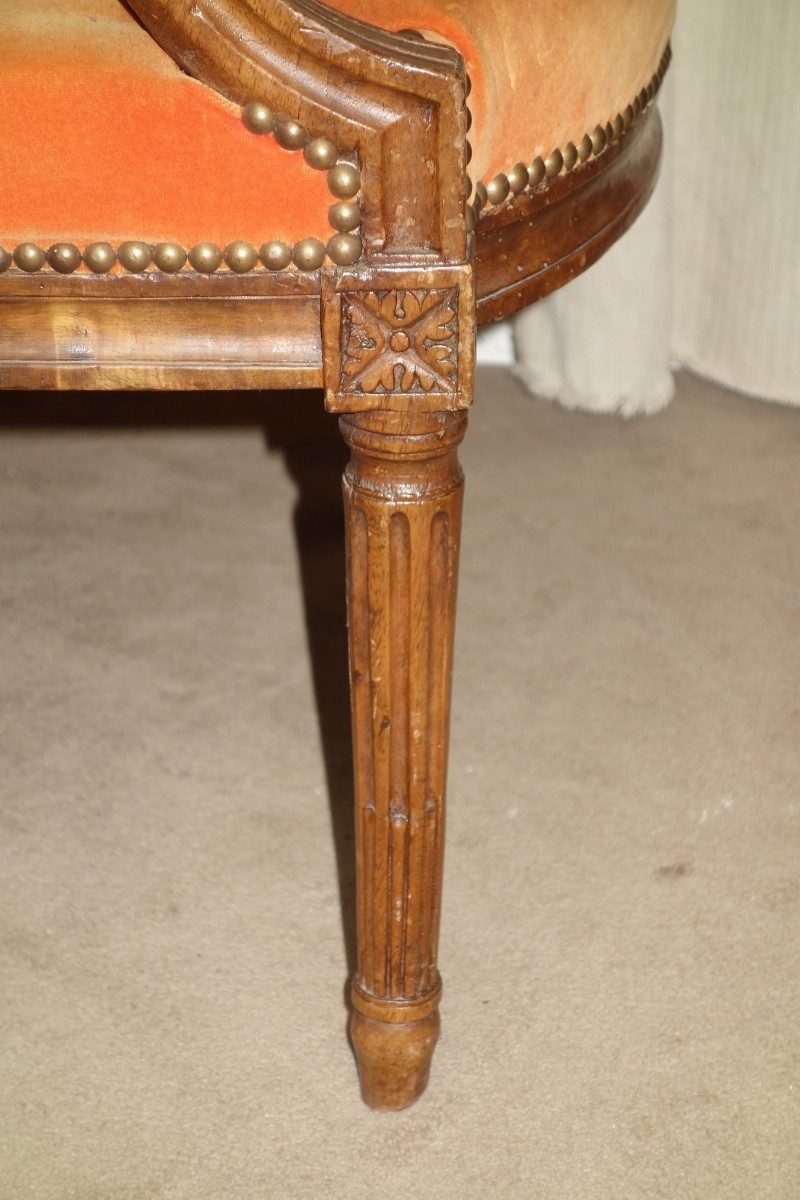 Pair Of Louis XVI Period Walnut Cabriolets-photo-1