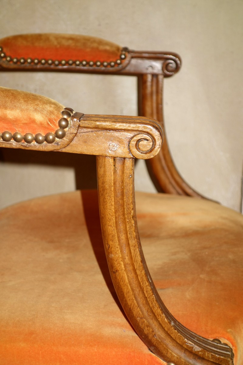 Pair Of Louis XVI Period Walnut Cabriolets-photo-3