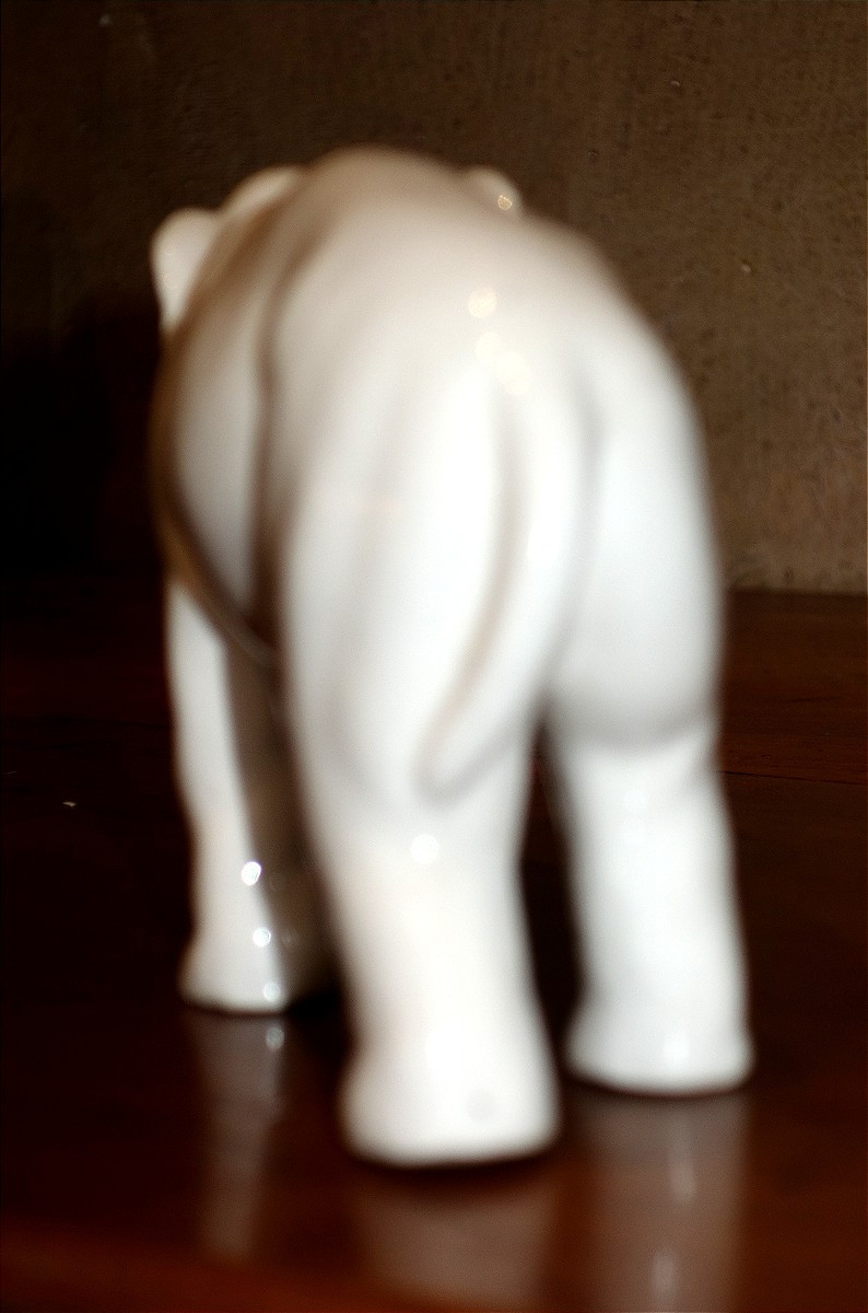  Statuette d'éléphant en porcelaine blanche XXème siècle-photo-4
