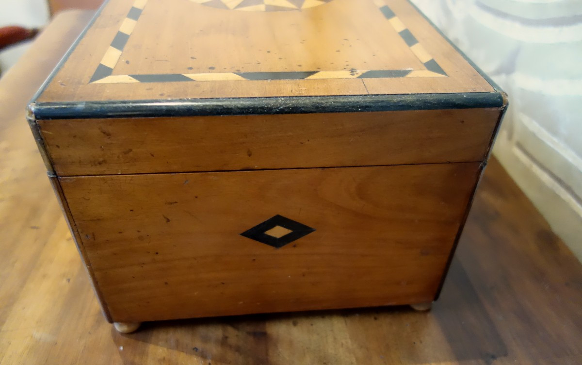 Sewing Box In Walnut Inlaid With A Rosette-photo-6