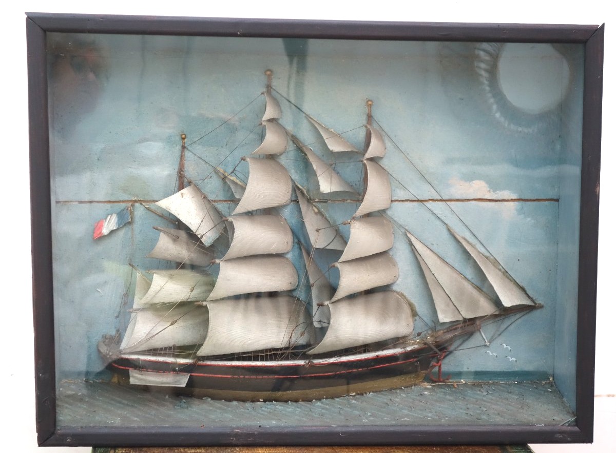  Diorama, 19th-century Sailing Ship