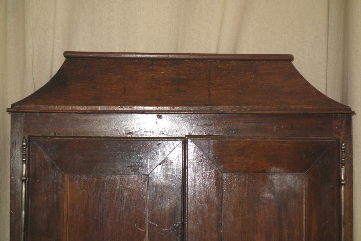 Petite armoire à linge ,travail Malouin du XVIII ème siècle-photo-1