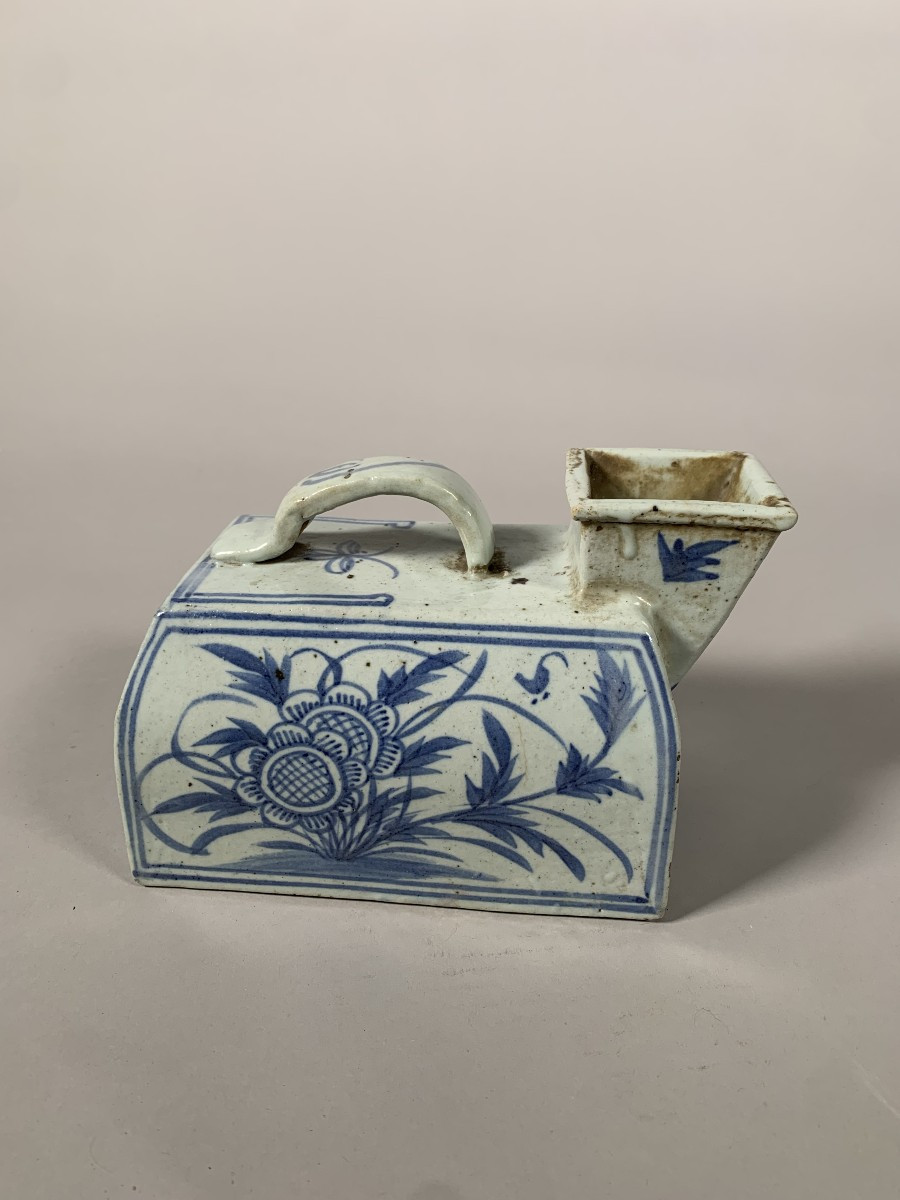 Verseuse à Alcool En Porcelaine Japon  XIXeme Siecle Ere Edo