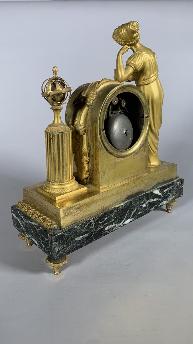 Pendule d'époque Empire Ou Directoire Femme à La Lecture XIXeme Siecle-photo-1