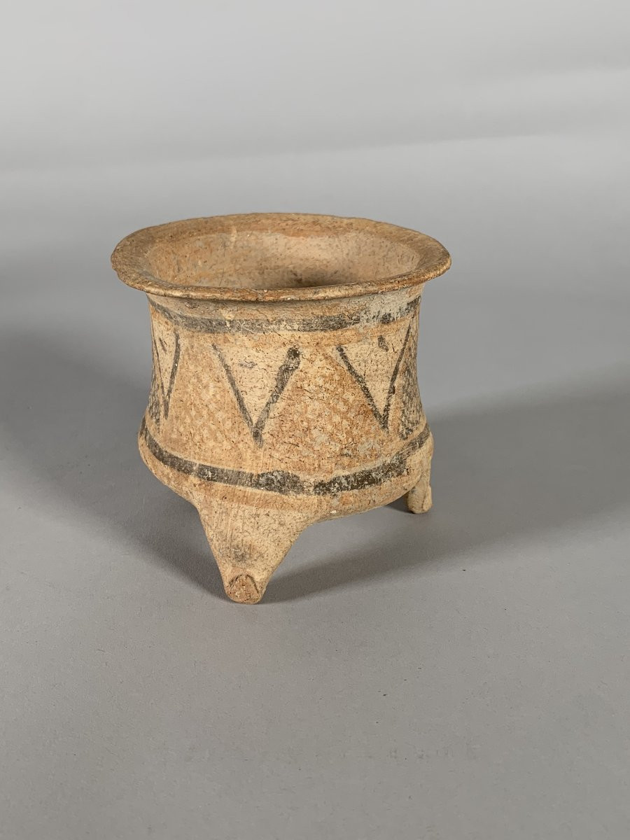 Vase Tripode En Terre Cuite Iran Moyen Orient C. 2000-1,500 B.c -photo-3
