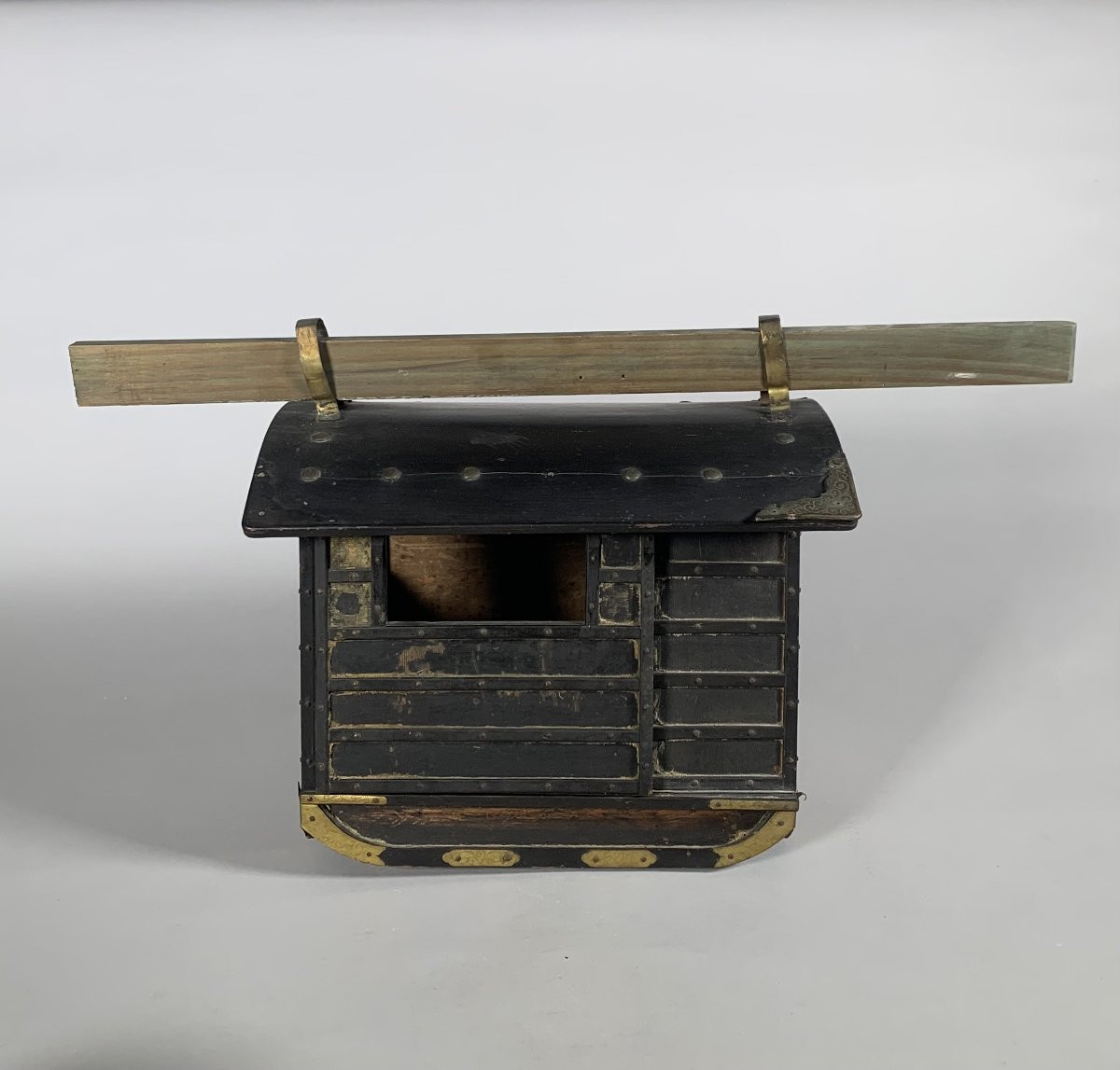 Japan, 19th Century Meiji Era (1868 - 1912) Miniature Palanquin Known As "norimono"-photo-2